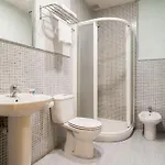 Hotel Oyo Alamos