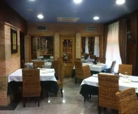 Oyo Alamos 4* Plasencia