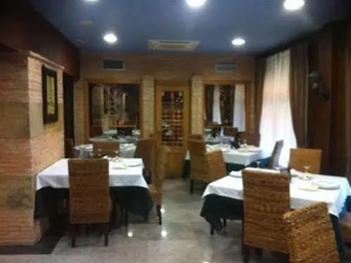 Oyo Alamos 4* Plasencia