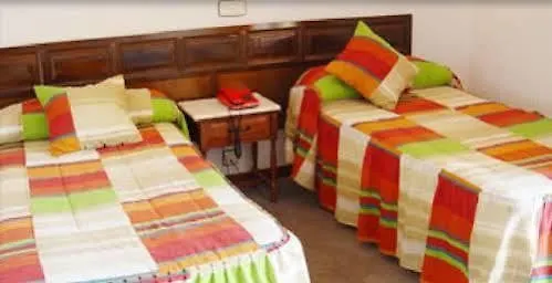 Oyo Alamos Hotel Plasence