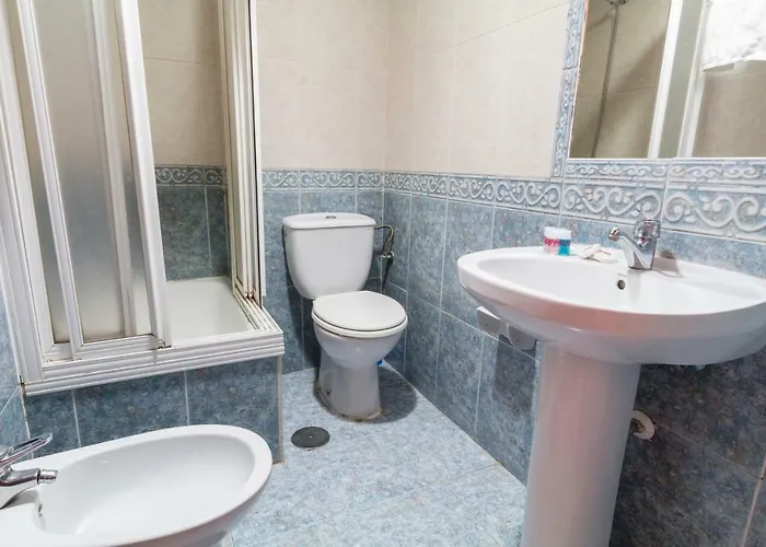 Oyo Alamos Hotel Plasencia